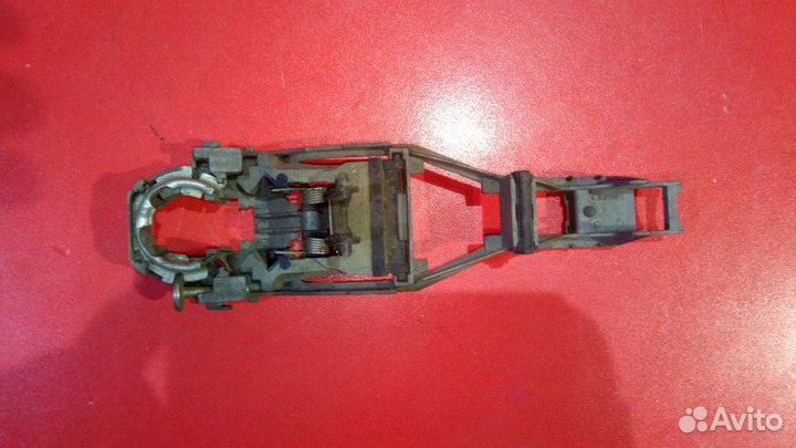 Кронштейн ручки двери внешней задний левый