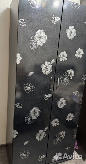 Шкаф распашной