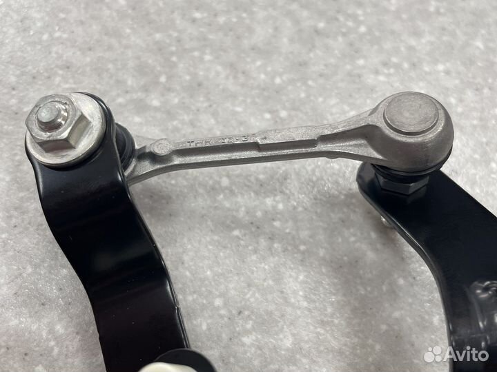 Датчик положения кузова Toyota Camry V70