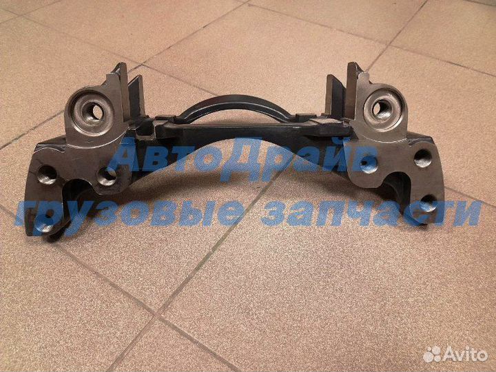 Скоба суппорта wabco maxx 19L для Рено Мидлум лева