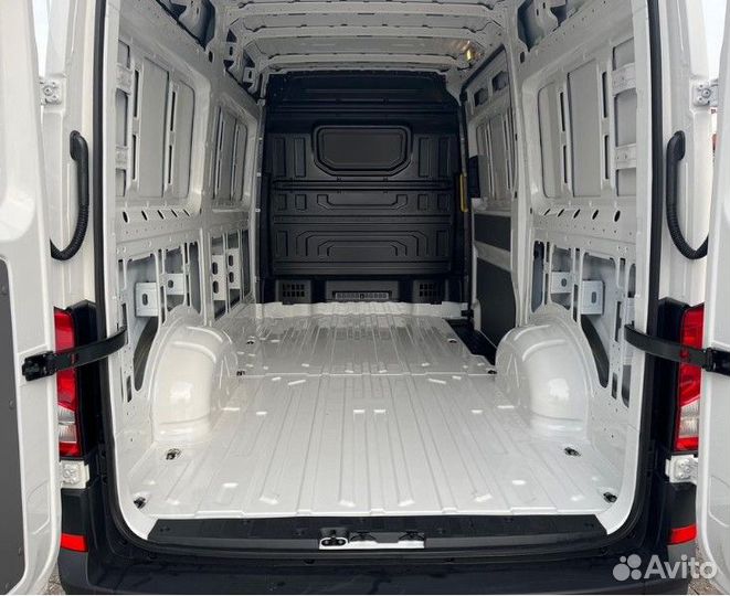 Volkswagen Crafter цельнометаллический, 2023