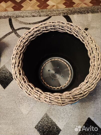 Кашпо из искусственного ротанга 20 л