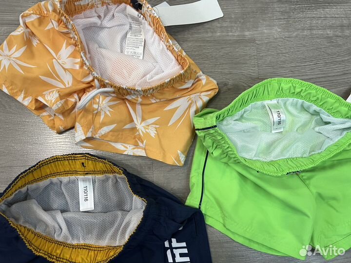 Новые Шорты-плавки 110/116 размер на мальчика