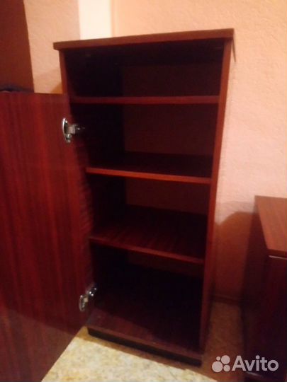 Тумба и шкафчик для прихожей 2шт