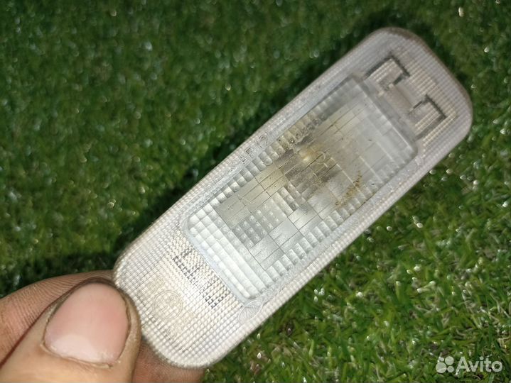 Подсветка номера Kia Rio 3