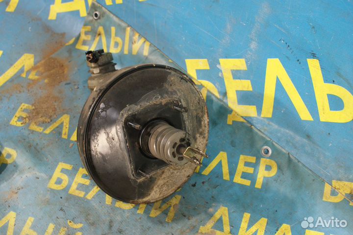 Вакуумный усилитель тормозов + гтц Toyota Avensis