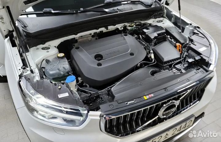 Volvo XC40 2.0 AT, 2021, 24 500 км