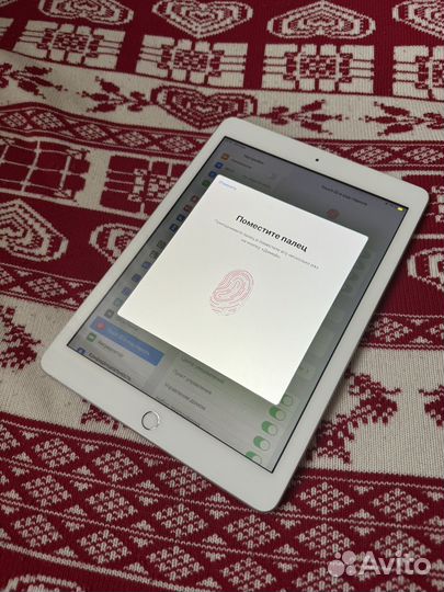 iPad 5 2017 128 Wi-Fi+Cellular