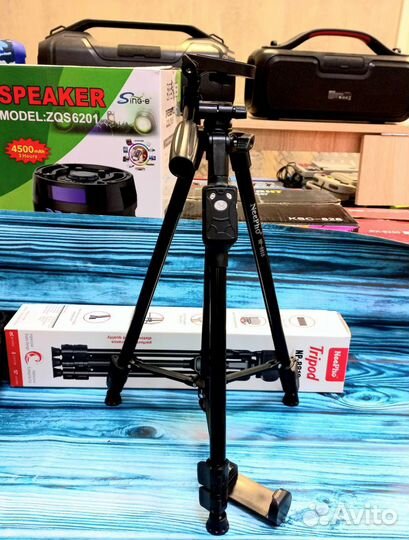 Штатив трипод профессиональный