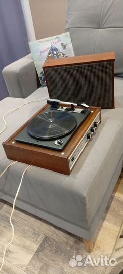 Проигрыватель винила рабочий