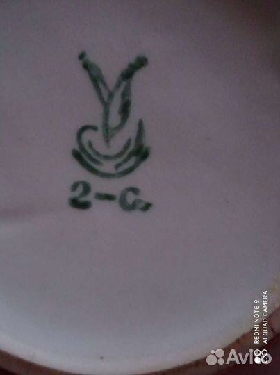 Молочник, сахарница, чашки