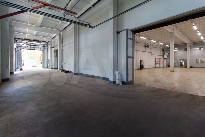 Производство, 2450 м²