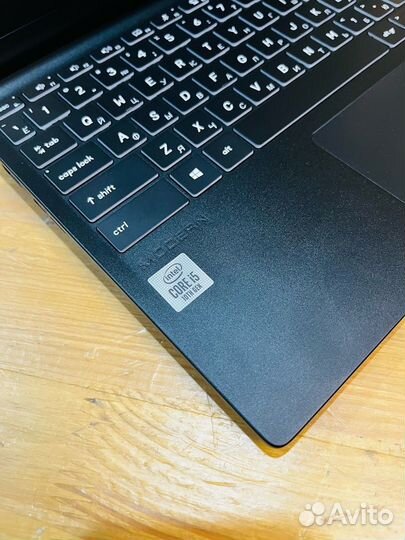 Ноутбук MSI Modern 14 B10MW-039XRU