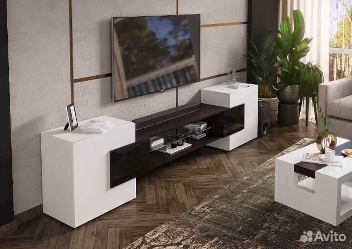 Тумба под телевизор