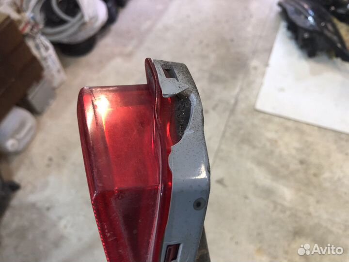 Фонарь задний левый в бампер Kia Sportage