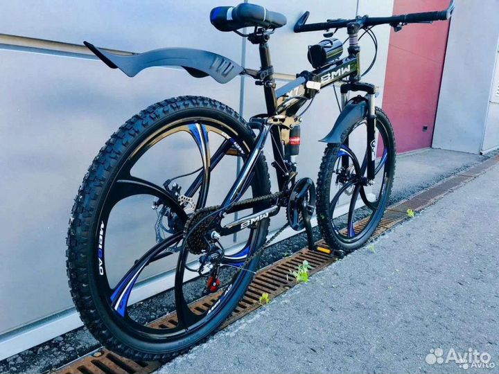 Велосипед Bmw на литых дисках