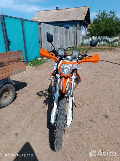 Racer 200cc enduro