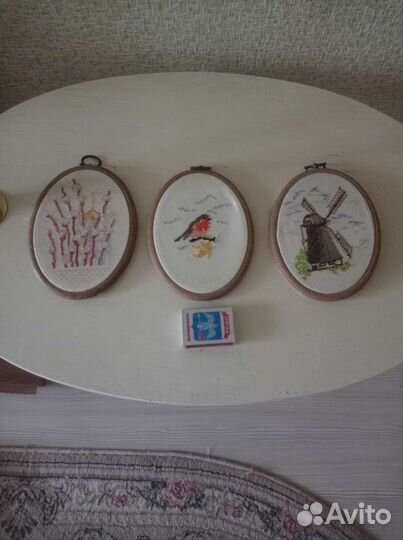 Вышивка в рамке