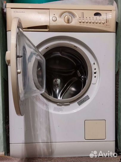 Стиральная машина Electrolux EW 1077 F