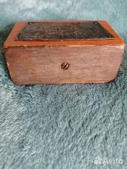 Старинная зажигалка