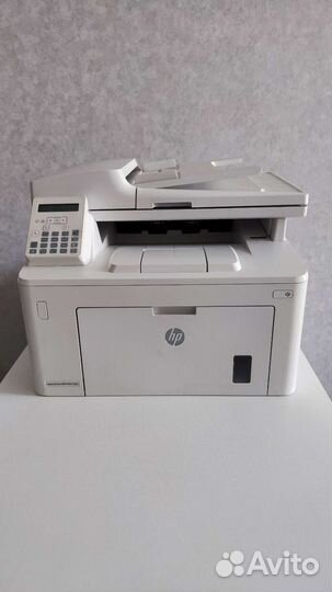 Принтер лазерный hp