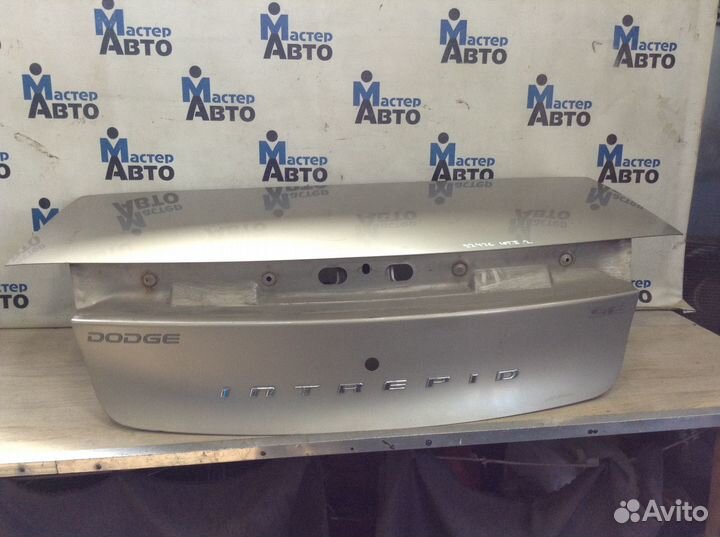 Крышка багажника Додж Интрепид 2