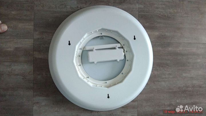 Зеркало в ванную с подсветкой круглое