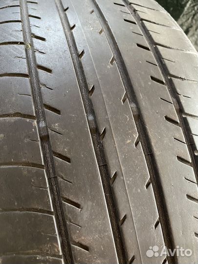 Yokohama BluEarth E70 215/55 R17 94V