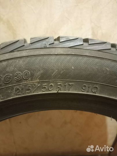 Yokohama Ice Guard IG30 215/50 R17 30B