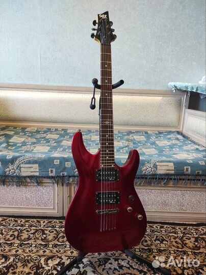 Электрогитара