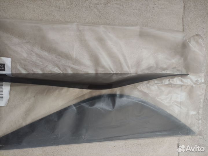 Реснички на фары Пежо 307