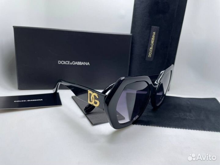 Солнцезащитные очки Dolce and Gabbana