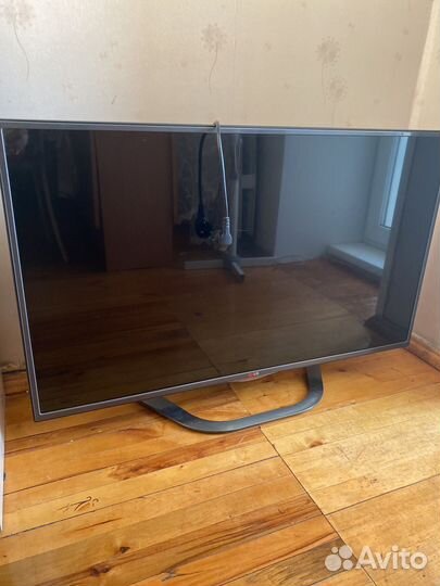 Продам телевизор на запчасти lg