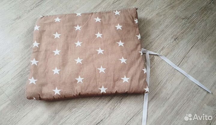 Бортики подушки в детскую кроватку