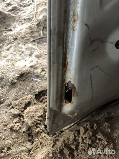 Mazda Tribute дверь правая передняя задняя