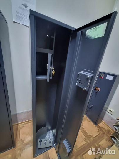 Оружейный сейф