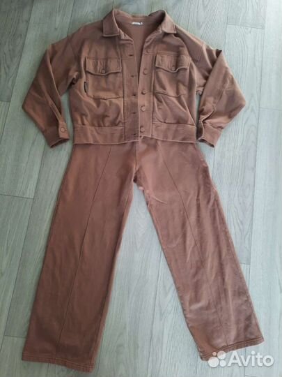 Костюм женский оверсайз 46 размер