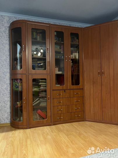 Продам шкаф