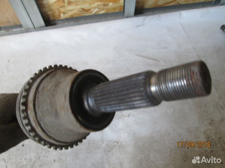 Полуось (привод) задний правый Mitsubishi Airtrek