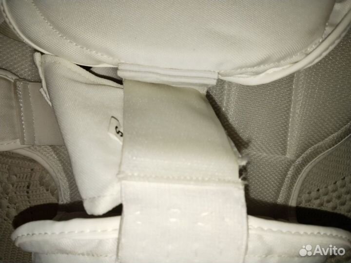 Продам форму и амуницию для тренировок каратэ