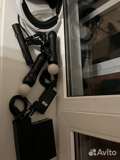 Продам комплект ps4