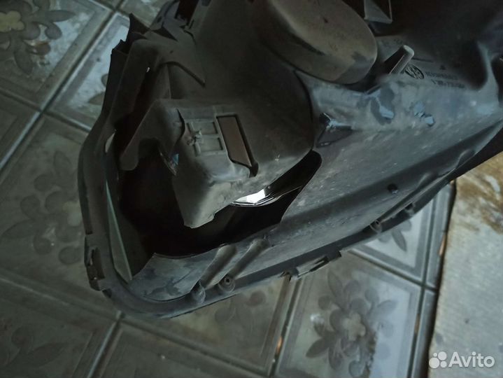 Фара правая Renault Duster оригинал