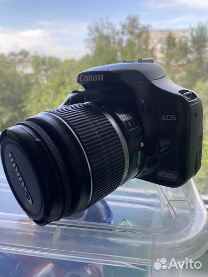 Зеркальный фотоаппарат Canon EOS 450 D