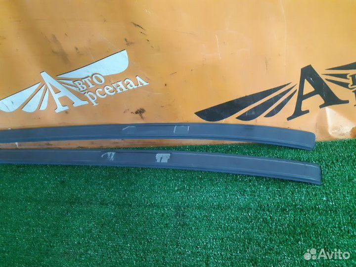 Молдинг крыши Daewoo Nexia седан 1.5 8кл 2011