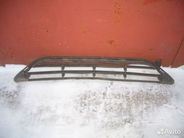 Решётка переднего бампера Ниссан Х-Трейл с17