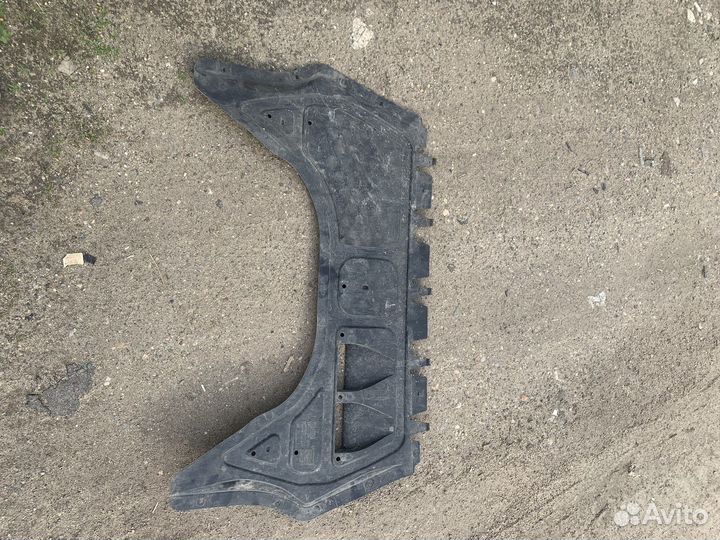 Защита двигателя Шкода йети 1,4 Dsg, 2013