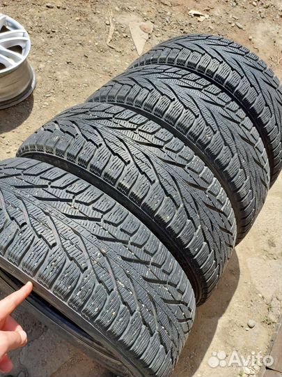 Nokian Tyres Hakkapeliitta R2 SUV 215/65 R17 94W