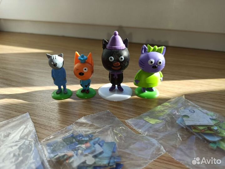 Три кота фигурки