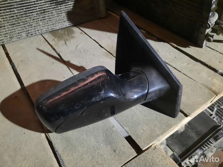 Зеркало правое Renault clio 3