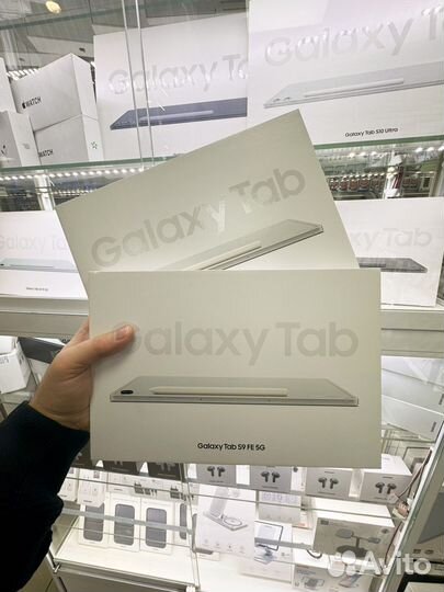 Samsnug Galaxy Tab S9 FE 5G 8/256 Сильвер
